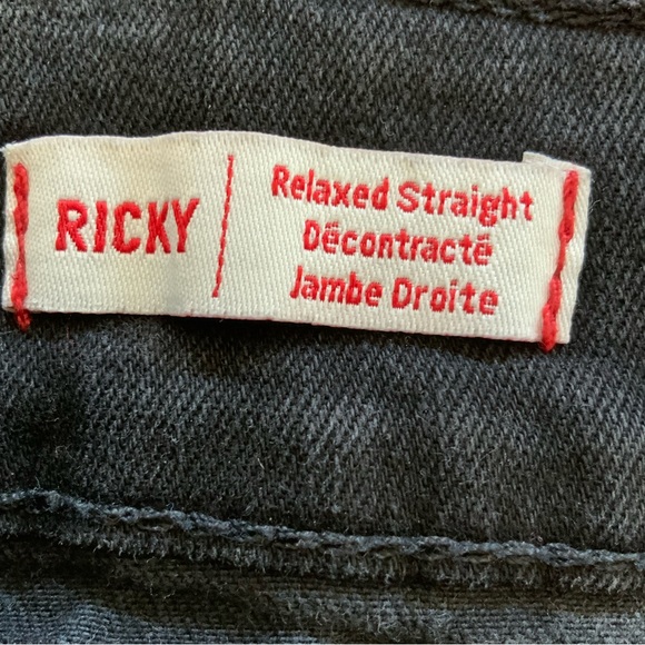 True Religion Ricky Black Relaxed Straight Cut Off Mens Jean Shorts Sz 40 - Picture 5 of 8